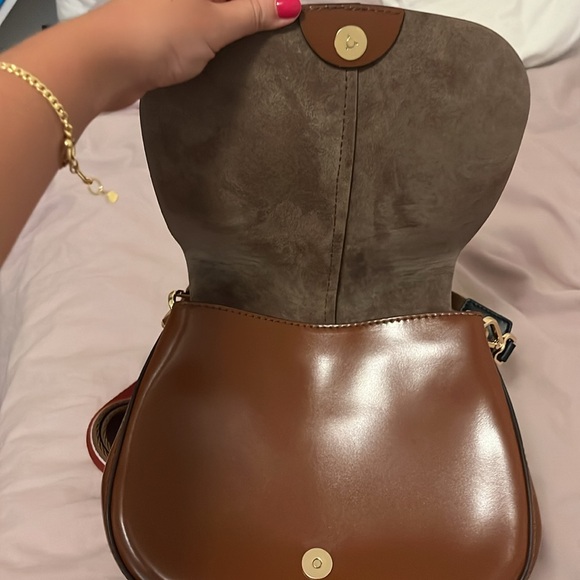 Gianni Chiarini Leather Saddle Bag - Picture 8 of 13